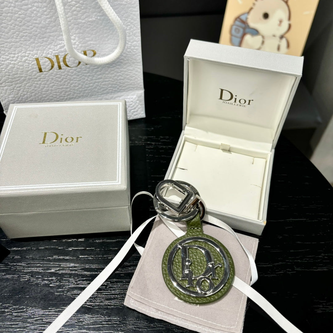 346RD30A Popular bag 's charms accessories