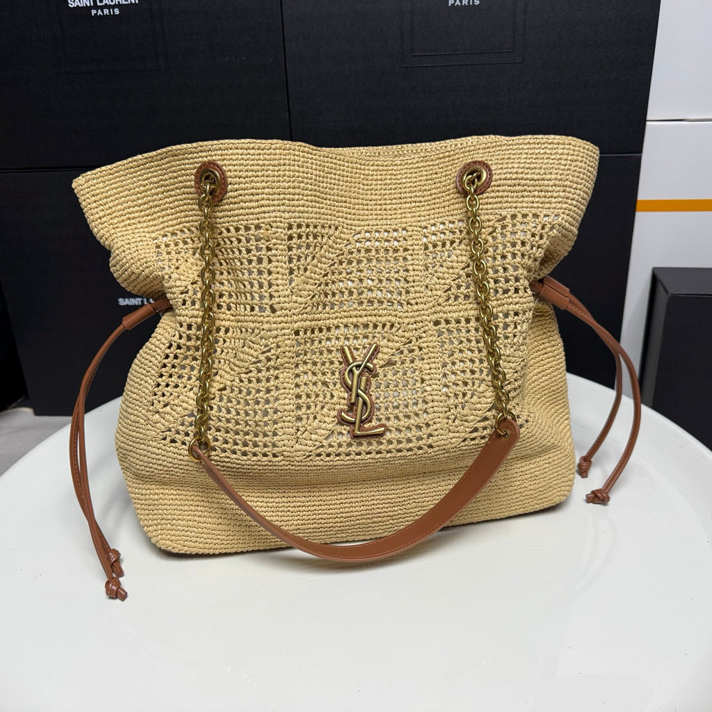 B1X66SL5  Popular woven bag