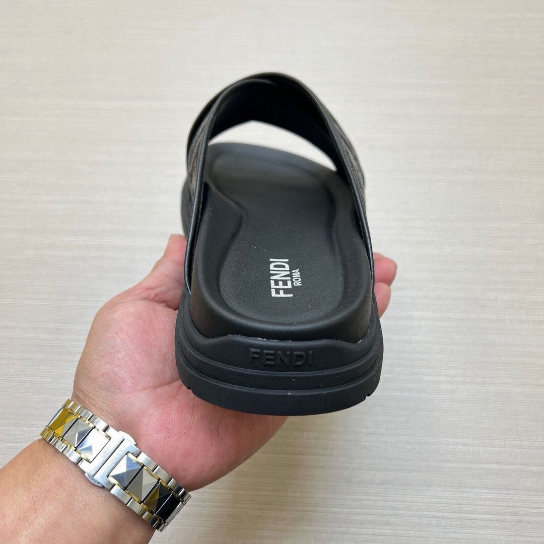 5LF224Z Popular Slippers