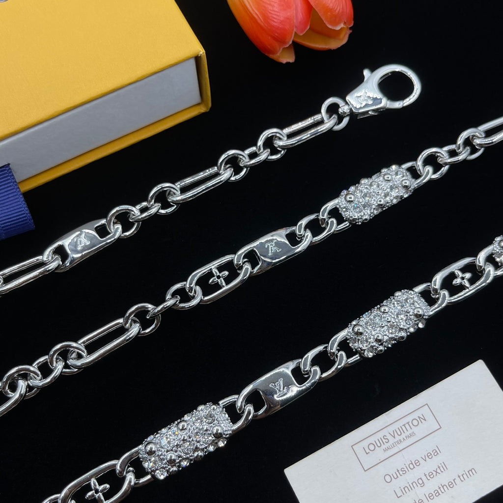 15QE127X Popular Necklace
