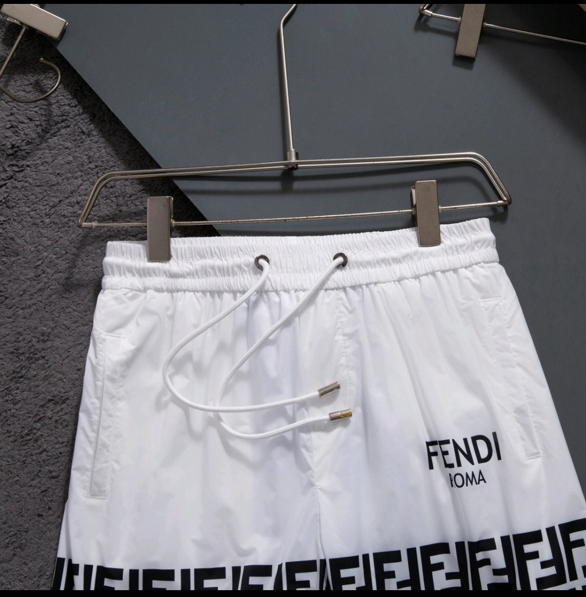 136NF25U Popular shorts