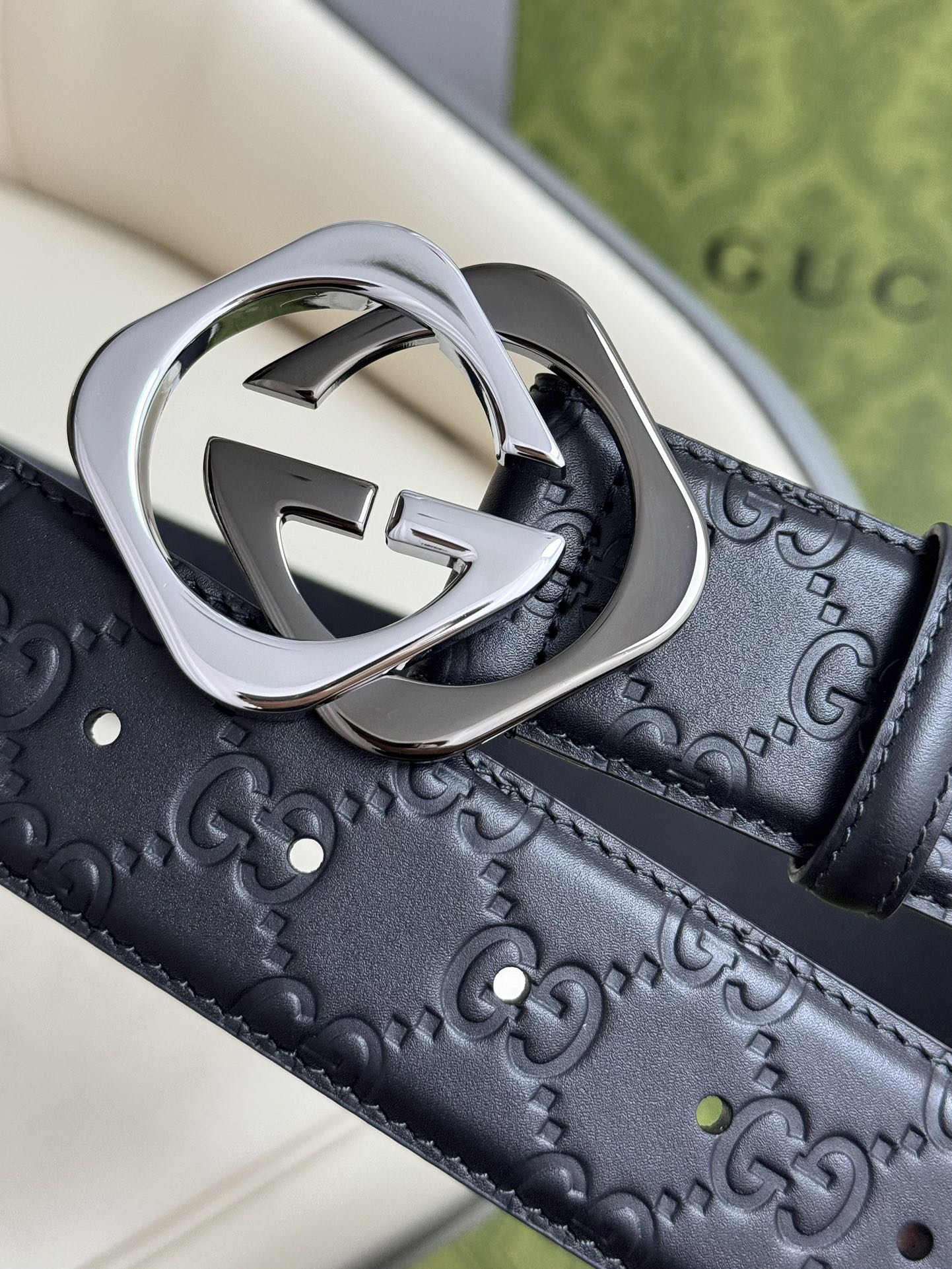 1115QB15P Popular High quality belt With full package