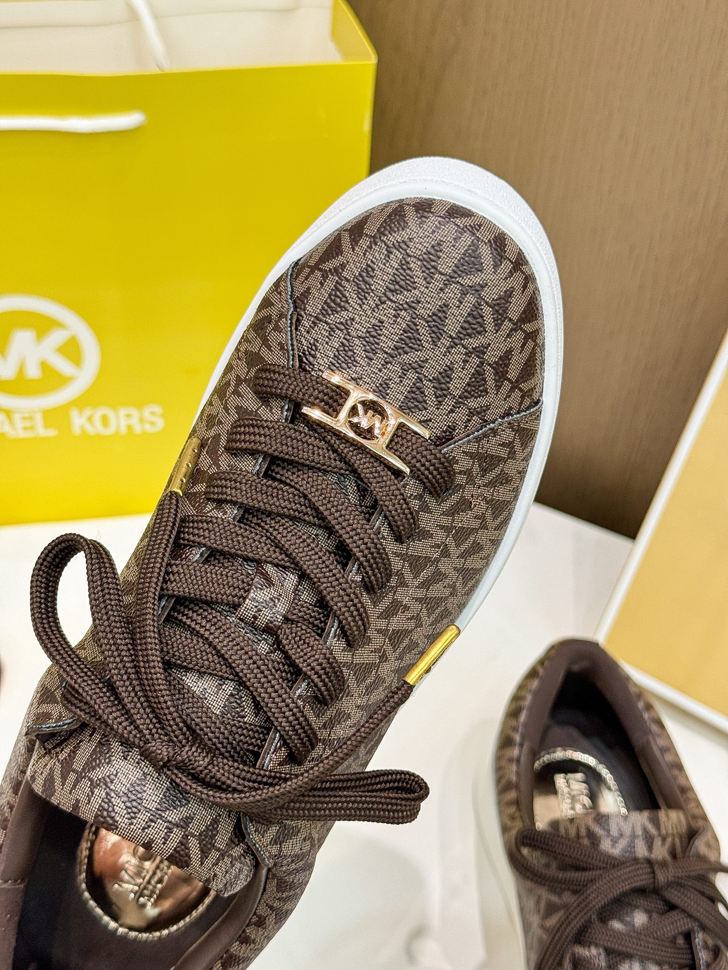 285ZA48Z Popular high-quality shoes