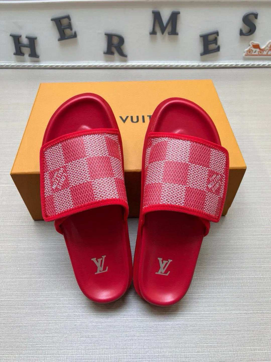 5QE3Z Popular Slippers