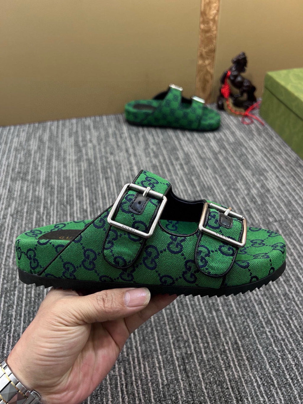 54B123Z Popular slippers