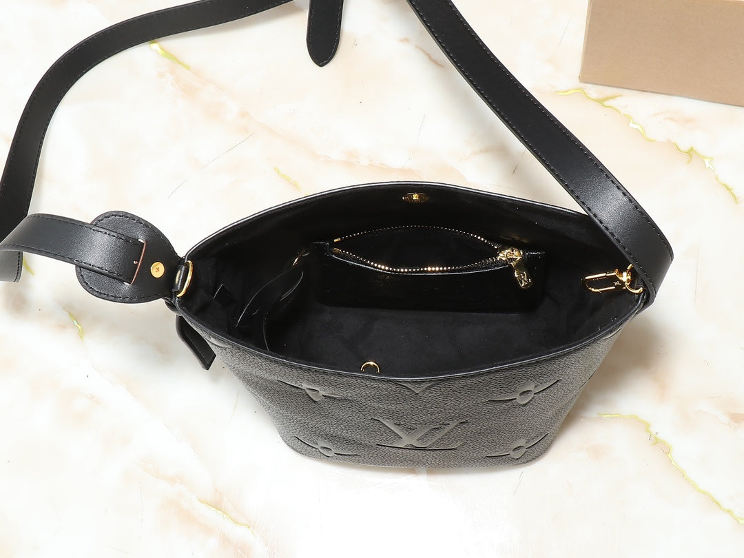 2WE3B Popular  leather bag