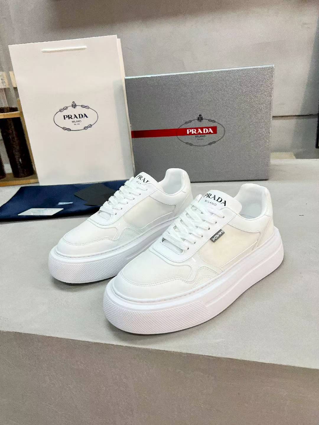 Z2P36P46 Popular high-quality leather Shoes