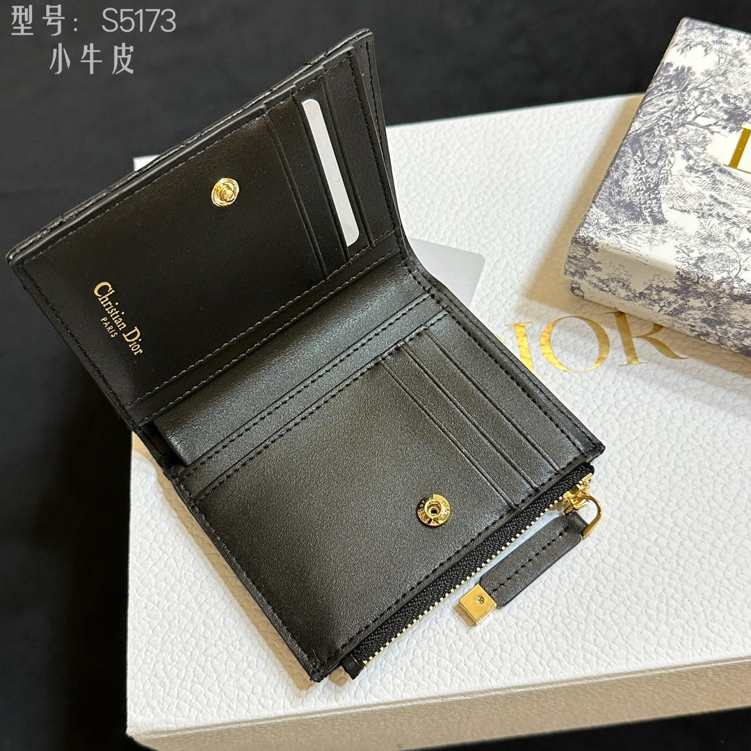 15RD134B Popular Wallets