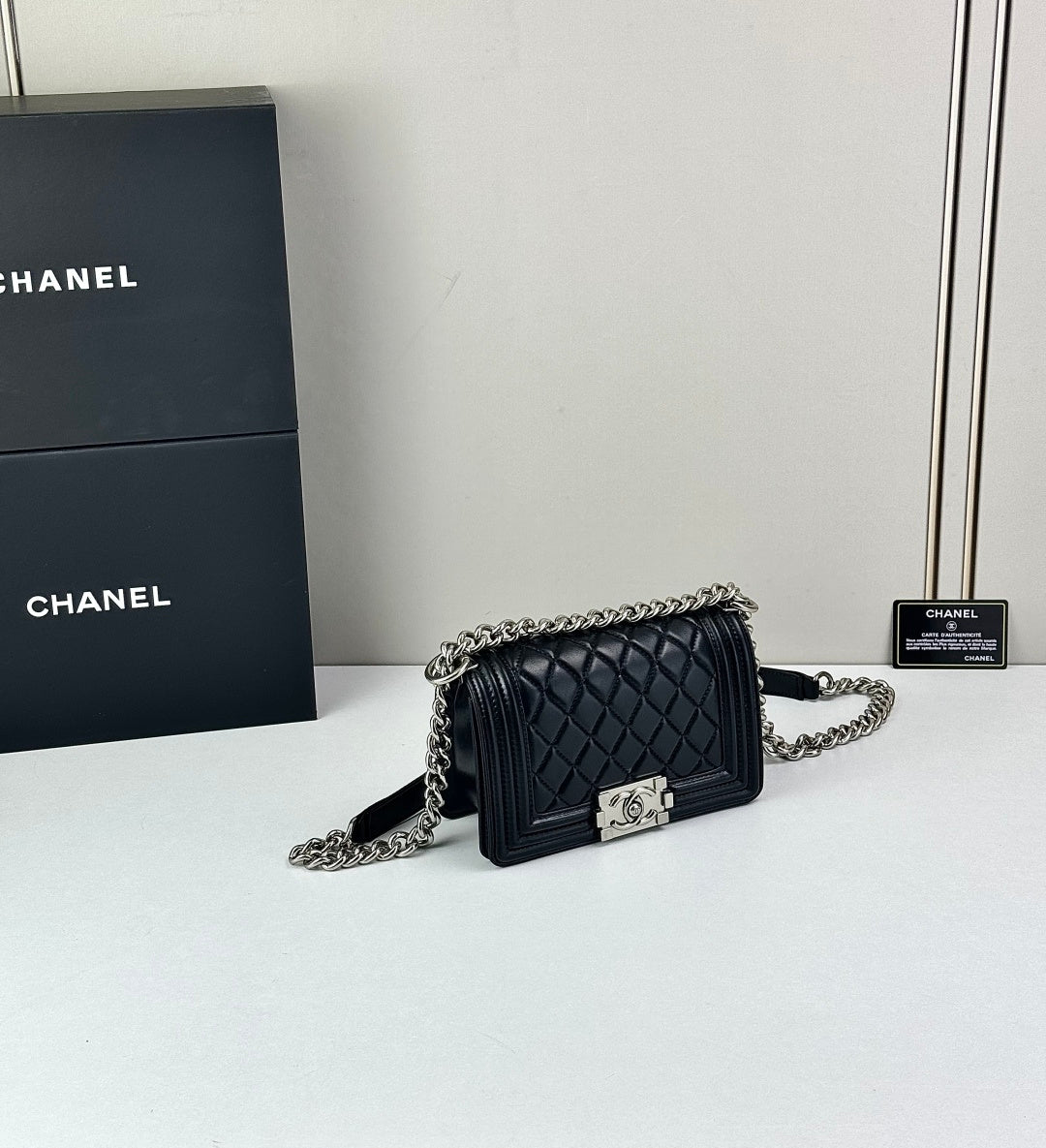 136PC16B Popular leather bag
