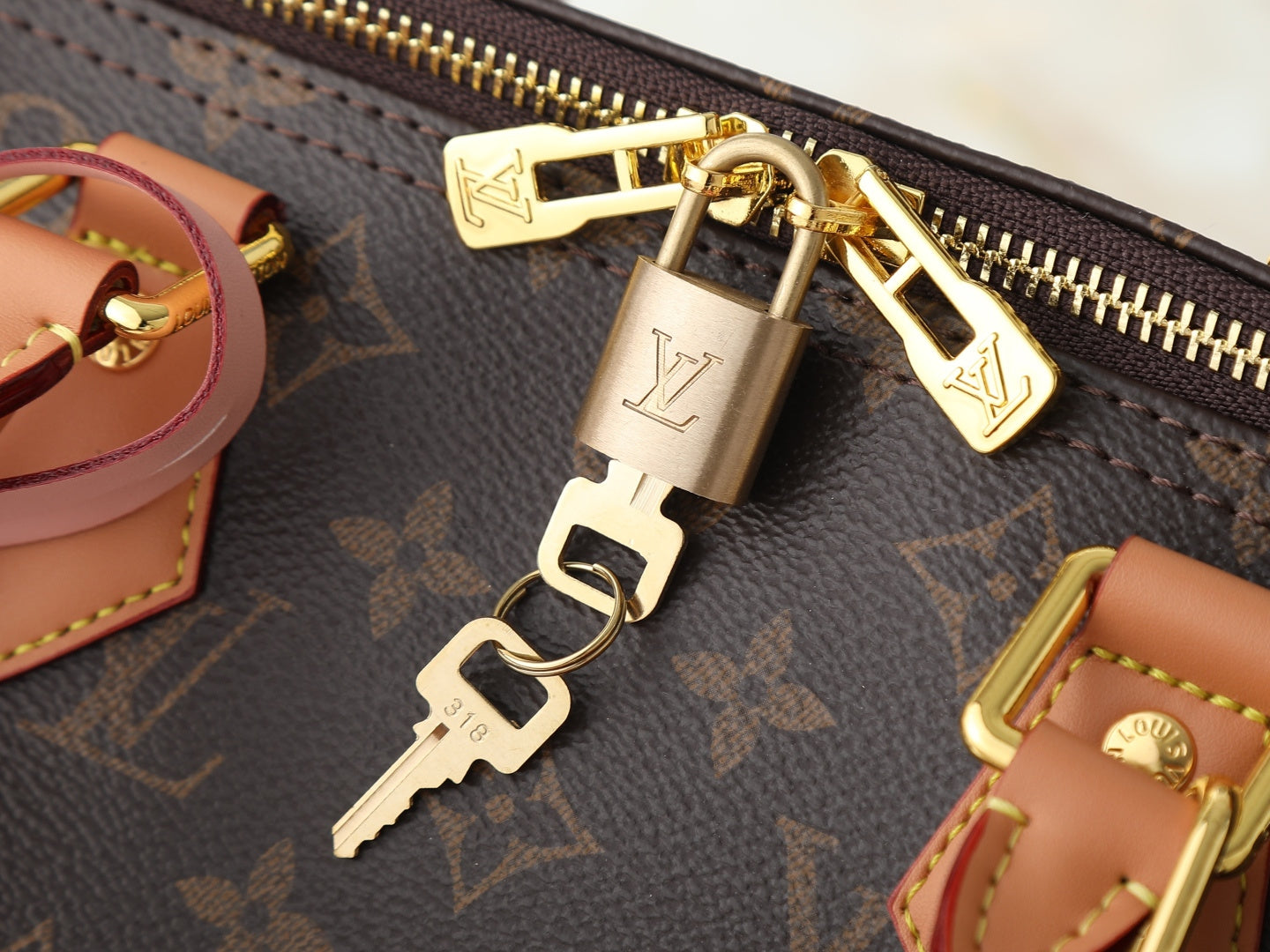 136PE23B Popular leather bag