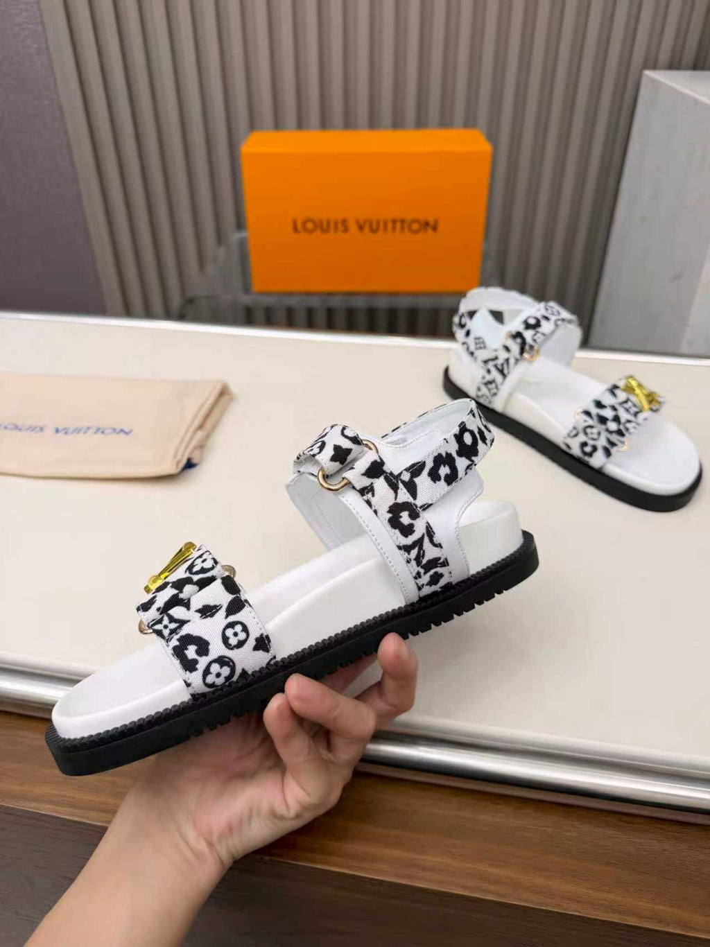 236PE16Z Popular high-quality Shoes