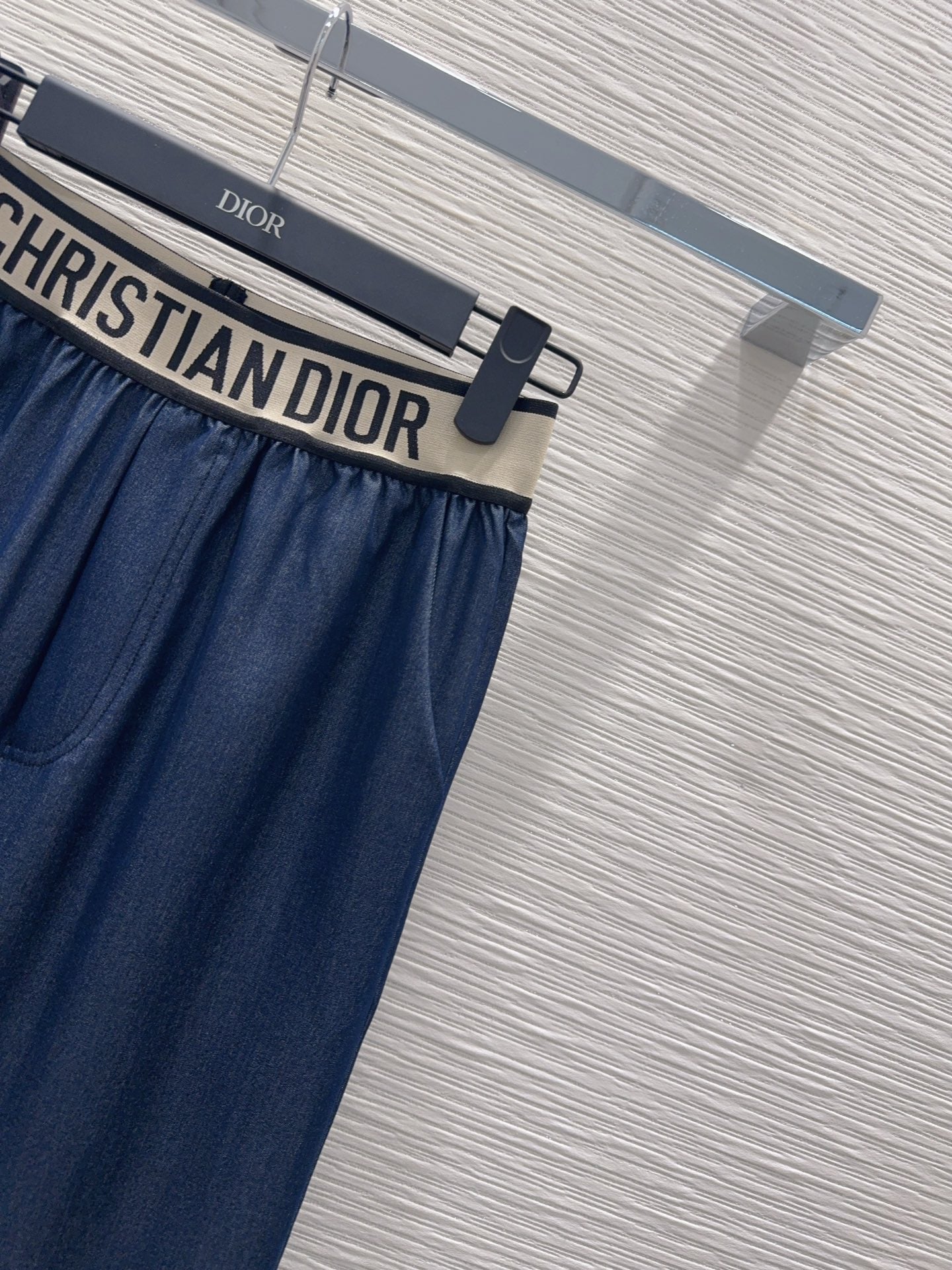 U2X56D13 Popular Pants fashion jeans
