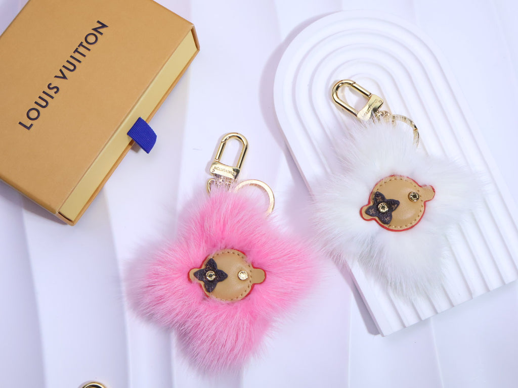 35QE26A Popular bag 's charms accessories