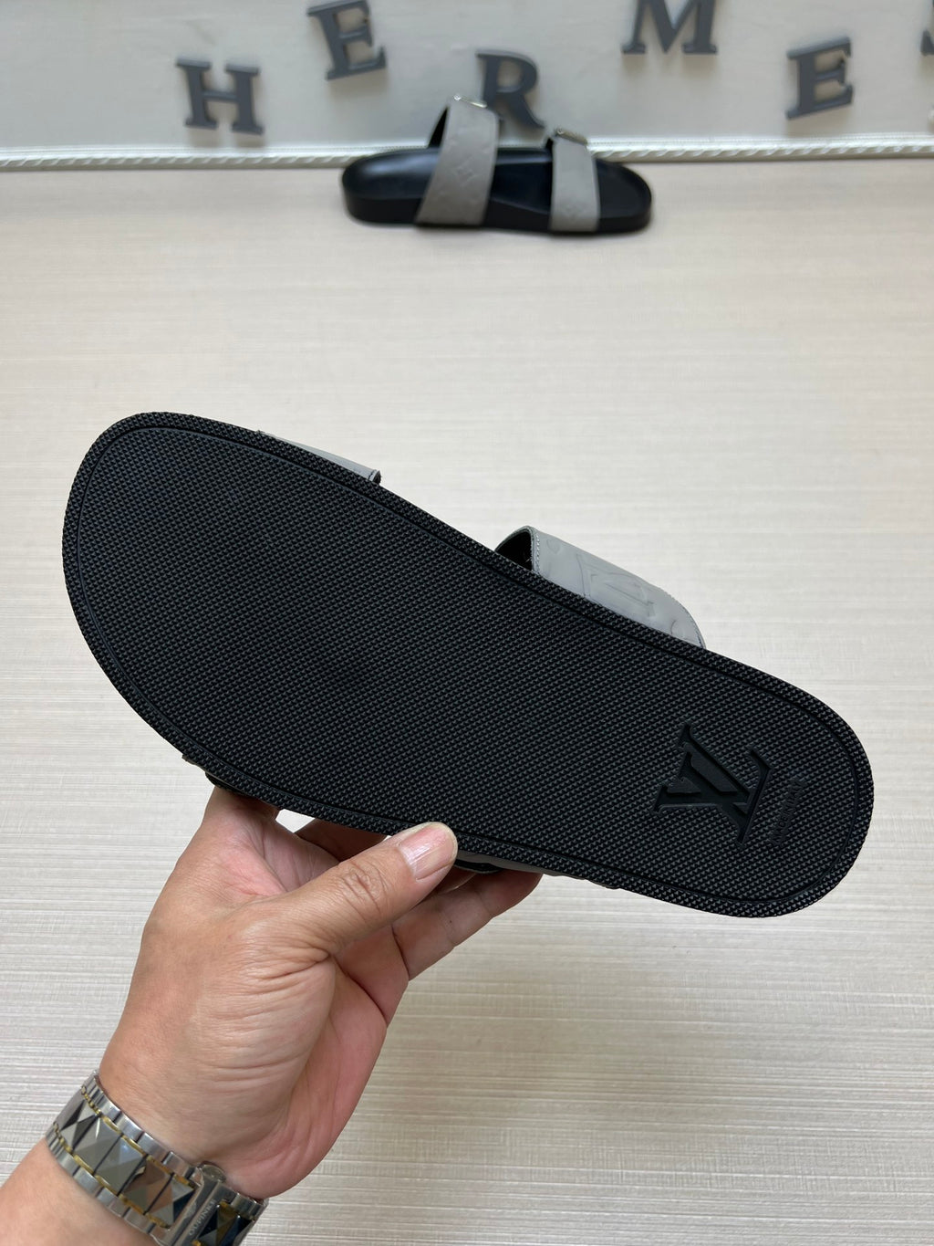 54E87Z Popular slippers