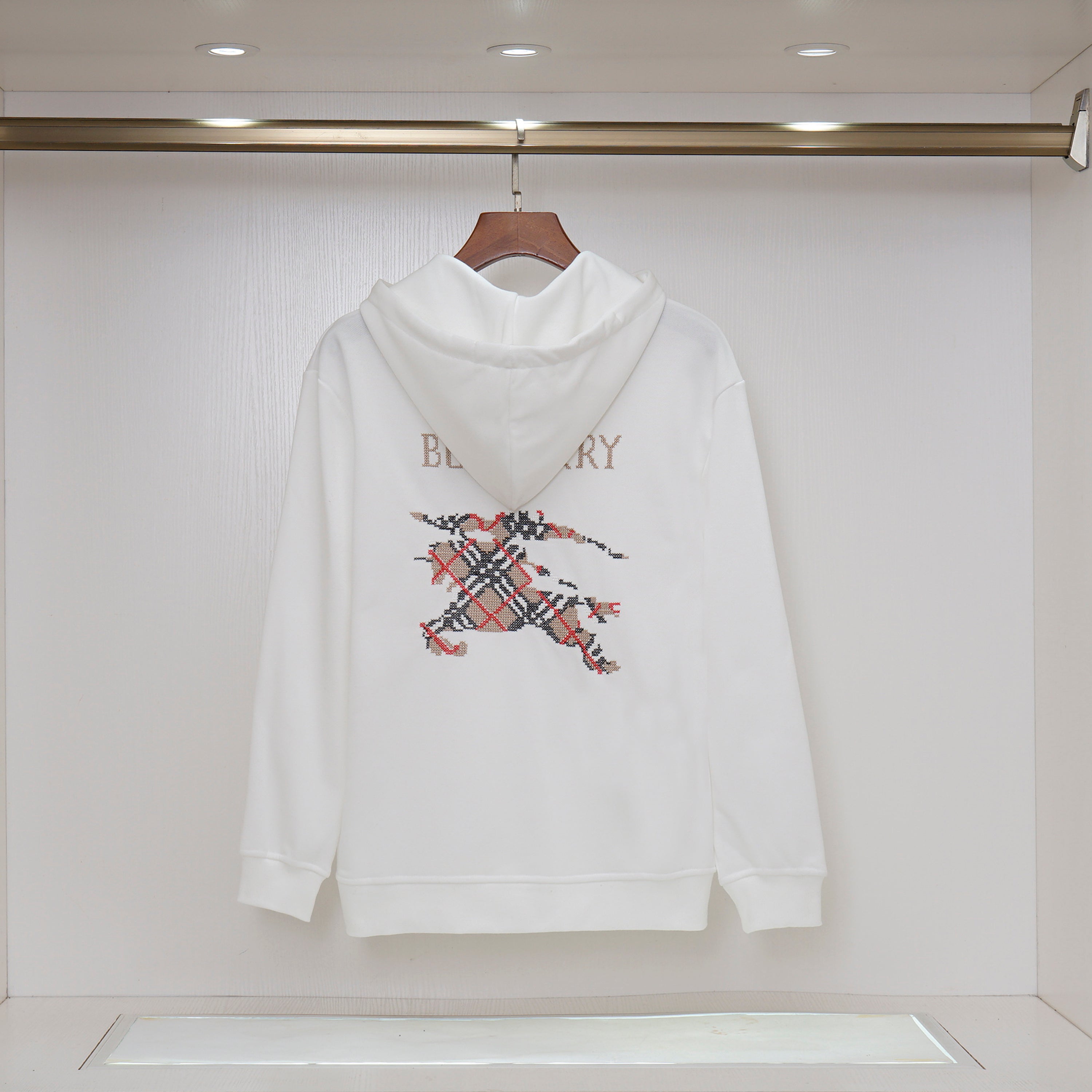 105ZR374U Popular Sweaters