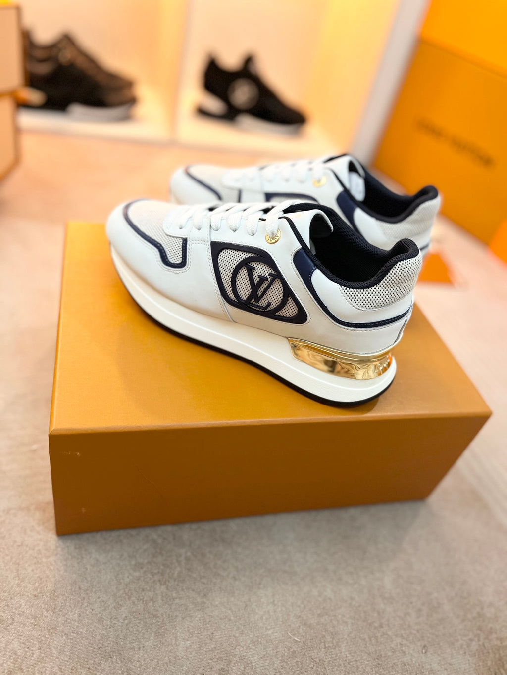 Z2P36E58 Popular high-quality leather Shoes