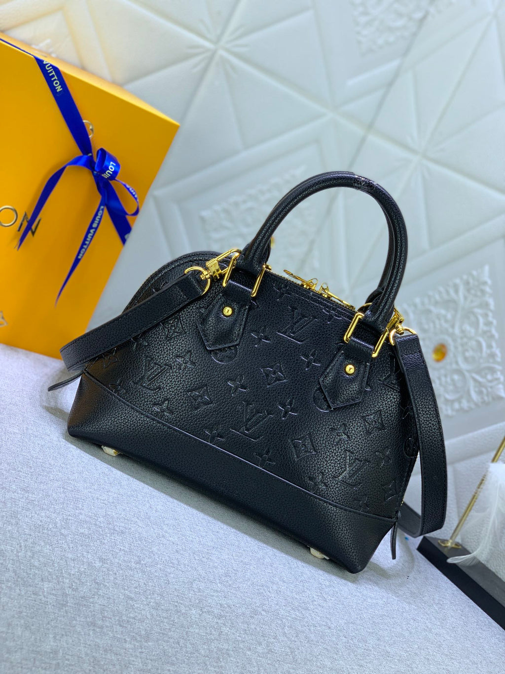 2XE319B Popular  leather bag 