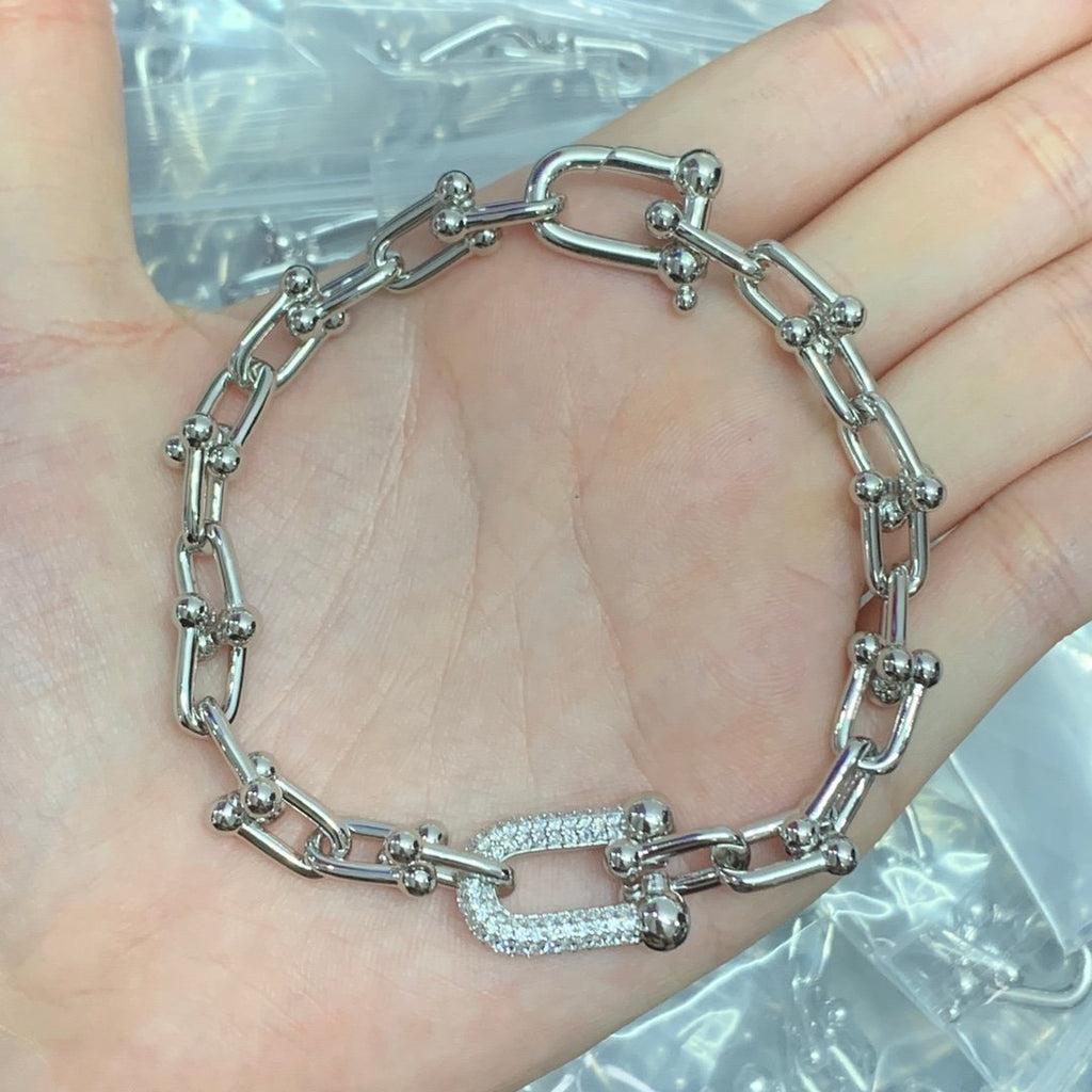 8XT31X  Popular    Earring Bracelets Necklaces