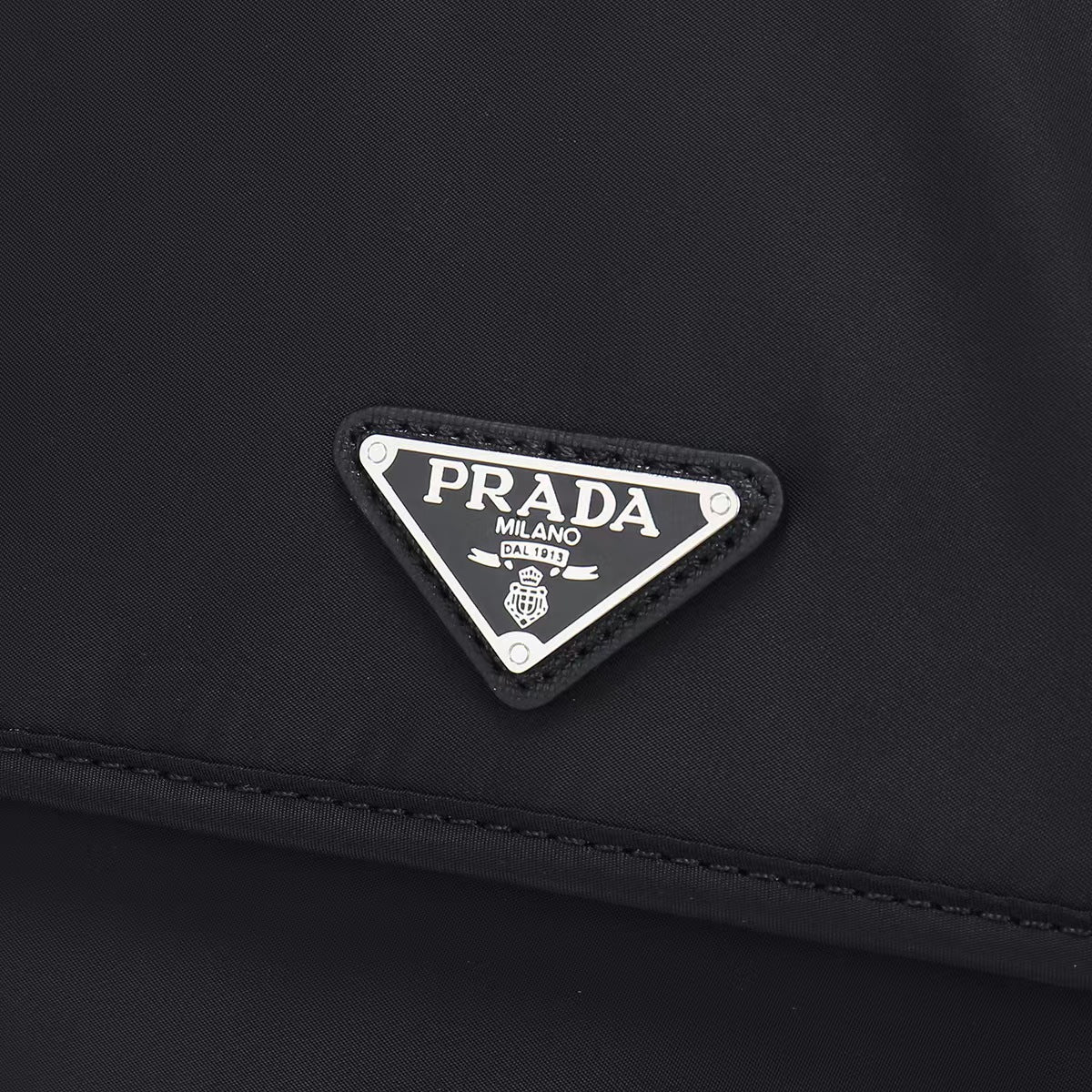 1WP111B Popular nylon fabric bag