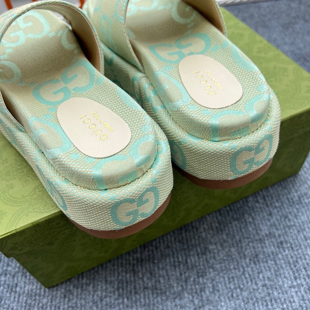 54B122Z Popular slippers  Sole thickness 5.5cm
