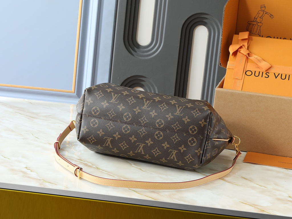 15RE53B  Popular   leather bag
