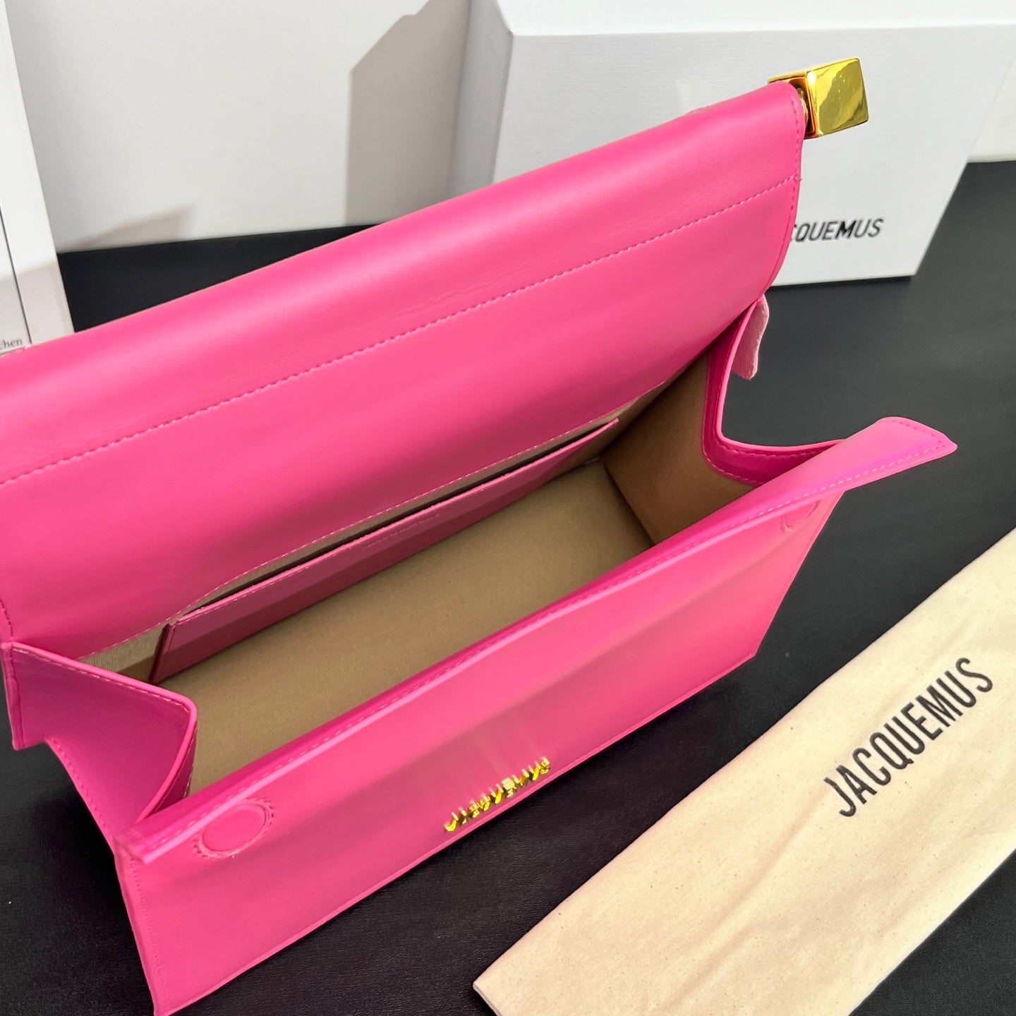 B1P46A158 Popular leather bags