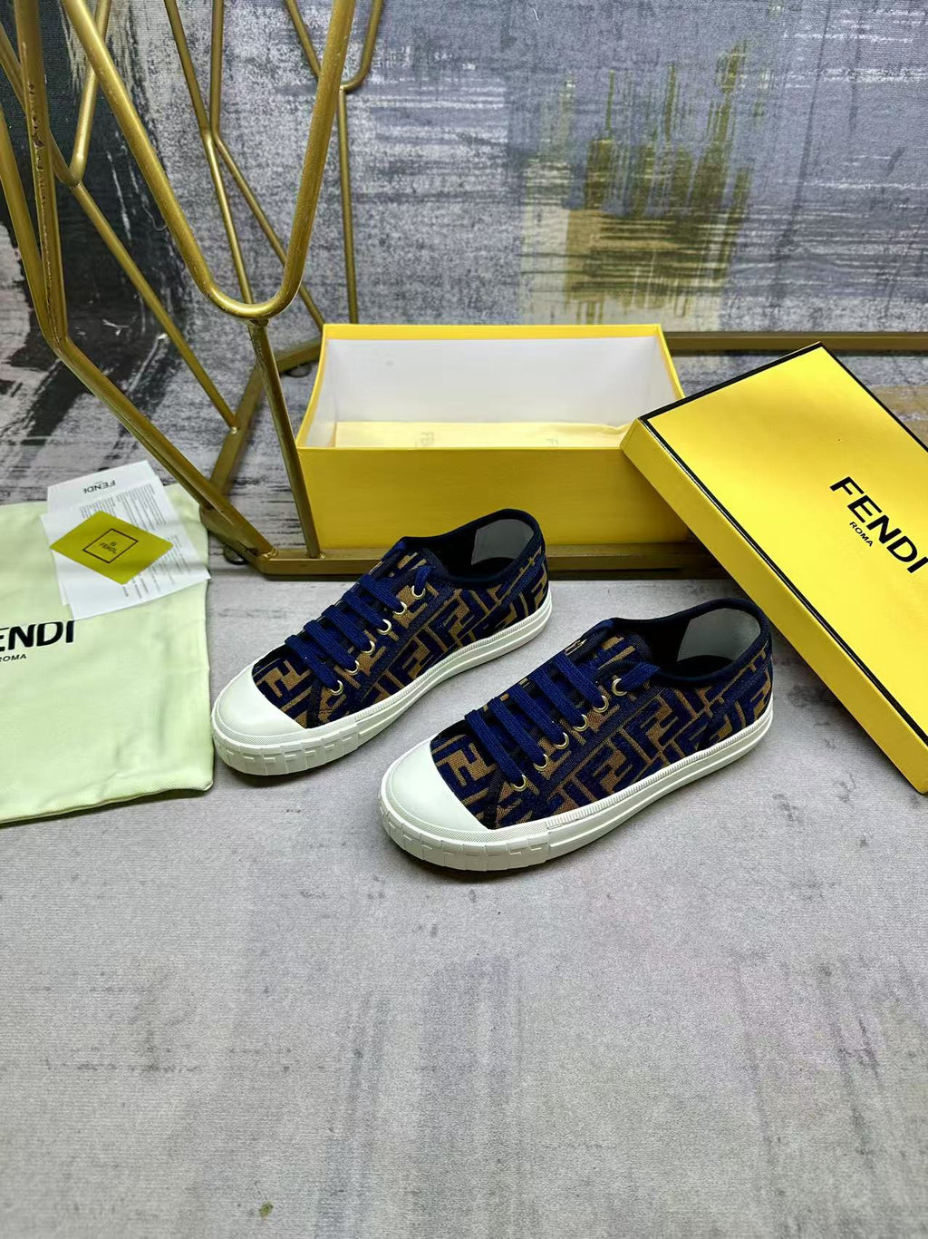 2105QF186Z Popular high-quality  shoes