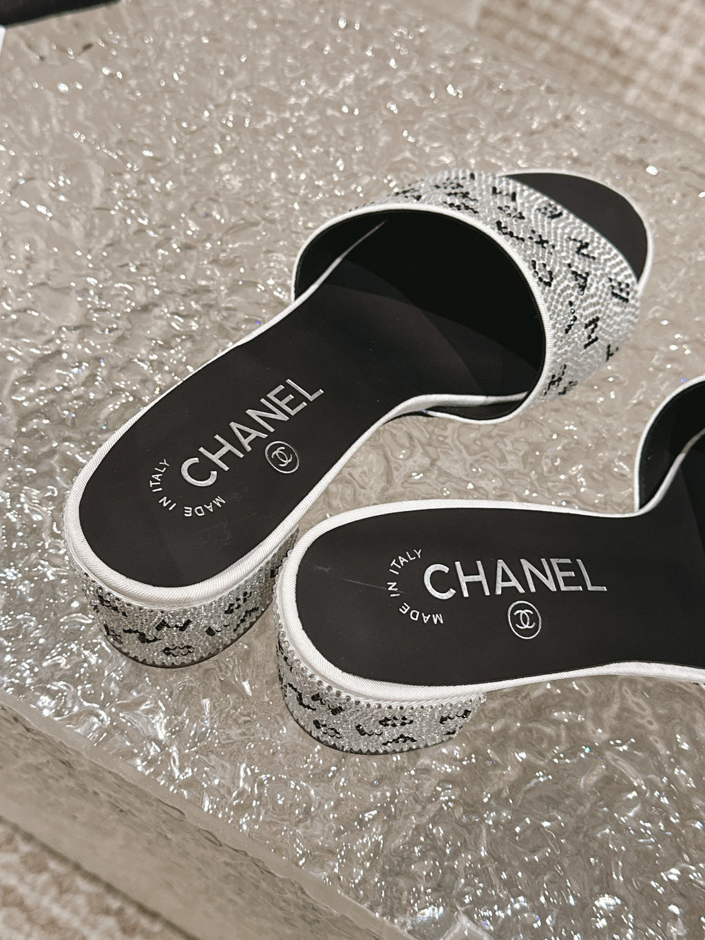 14C55Z Popular sandals Heel height 5cm