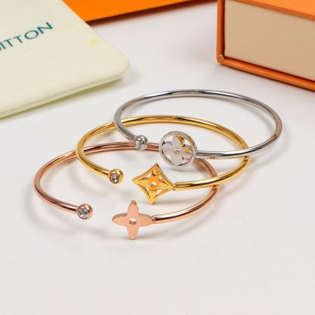 BE11K  Popular Bracelets （A set contains three items）