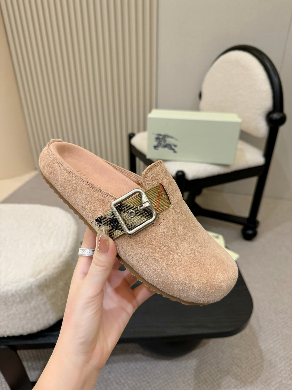 2105QR242Z Popular high-quality  Shoes