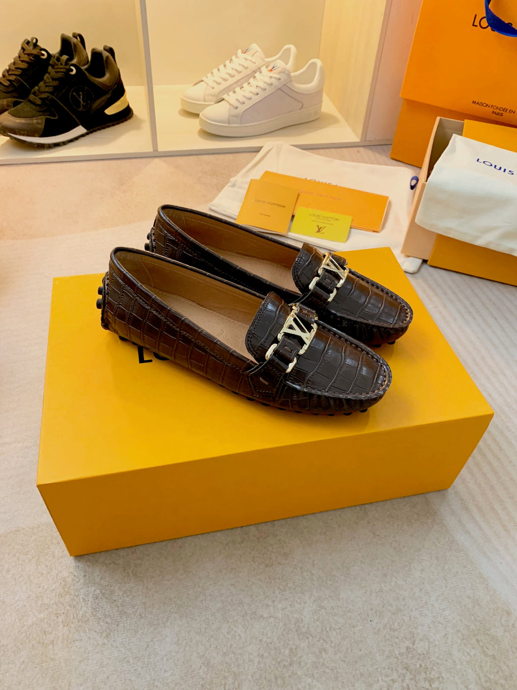 295QE98Z Popular high-quality leather shoes