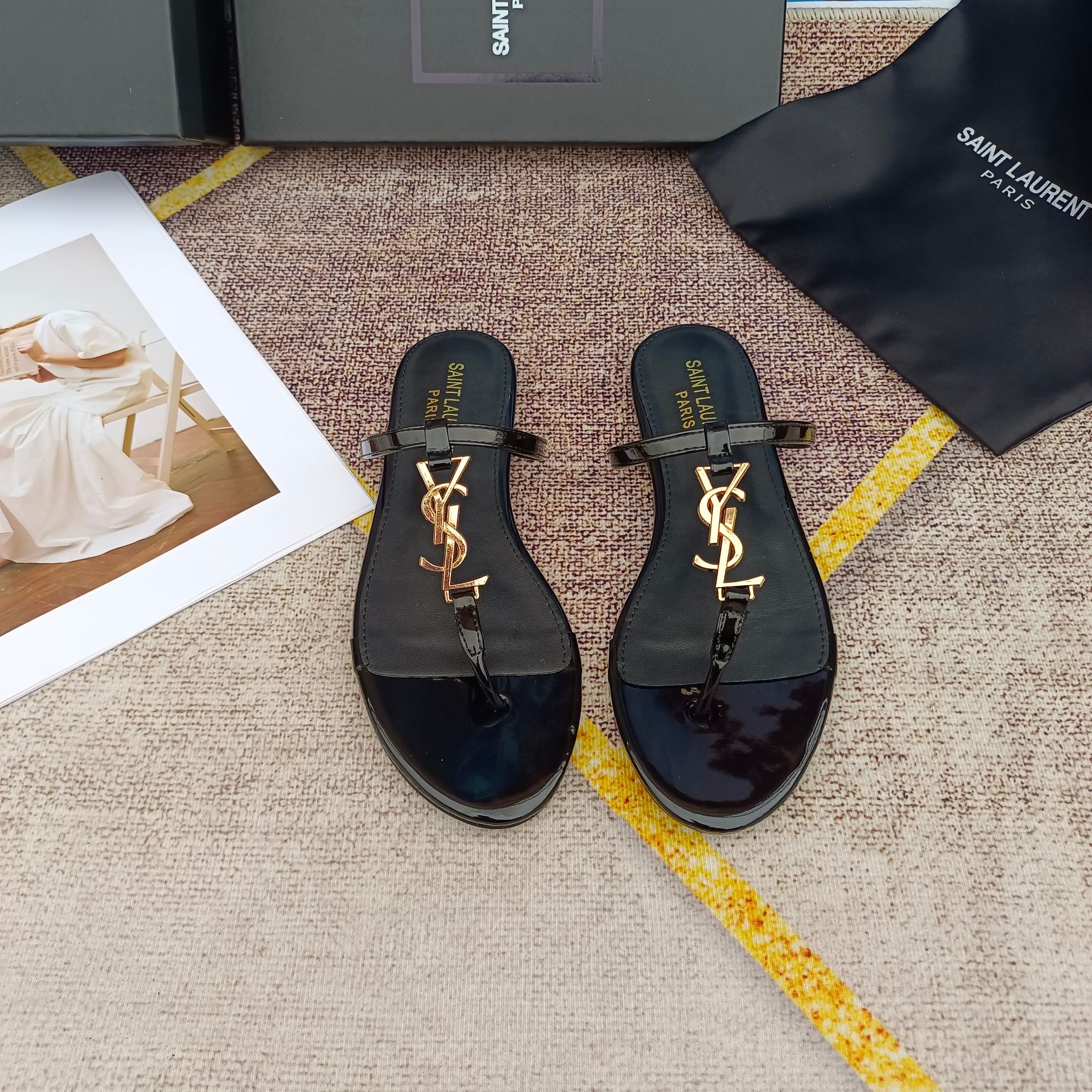 14SL44Z Popular sandals