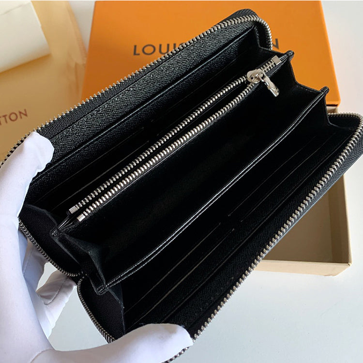 1E04B Popular Leather wallets