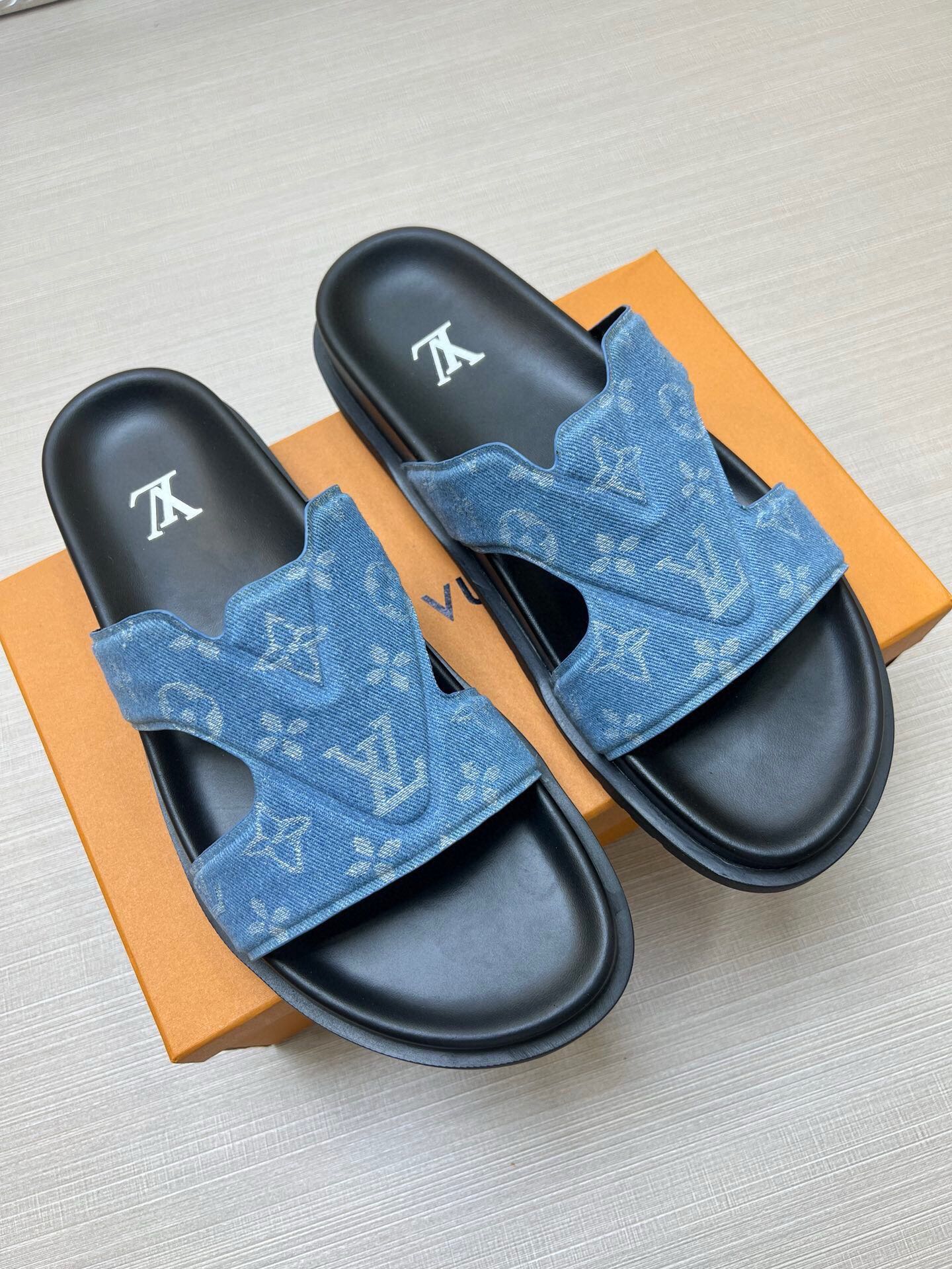 5LE226Z Popular Slippers