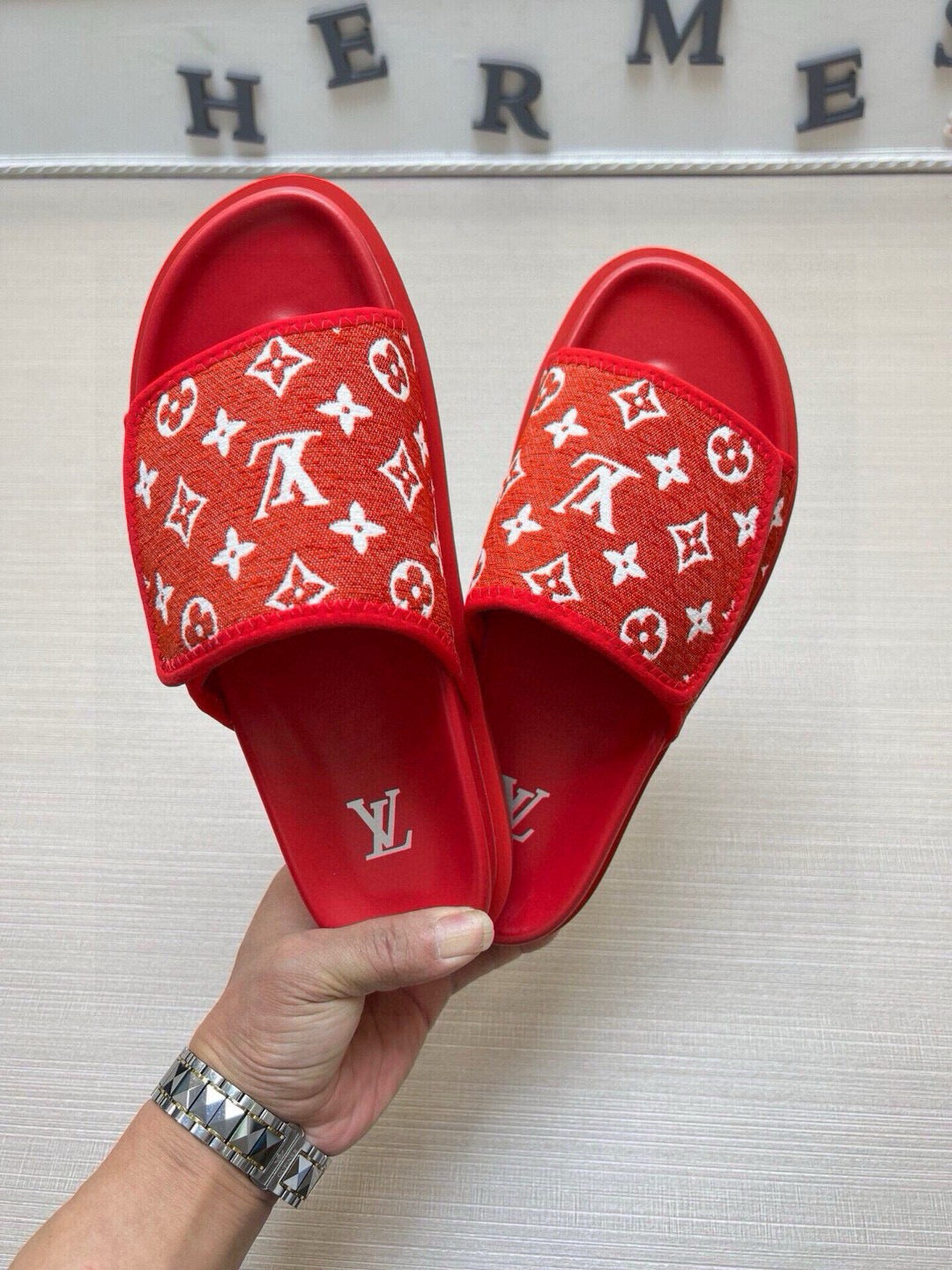 5QE4Z Popular Slippers