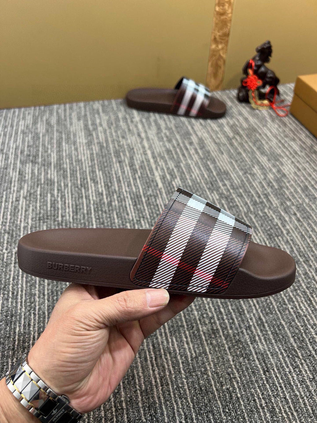 535ZR259Z Popular Slippers