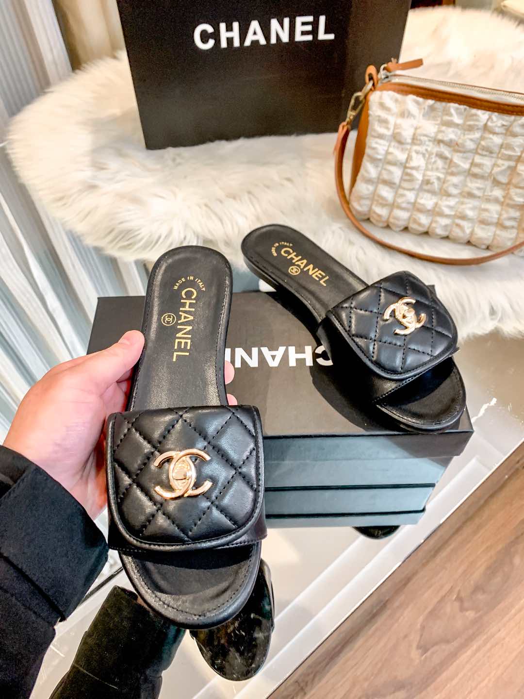 1ZC229Z Popular Slippers