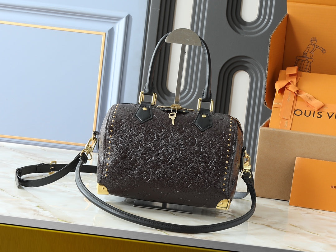 15RE52B  Popular   leather bag
