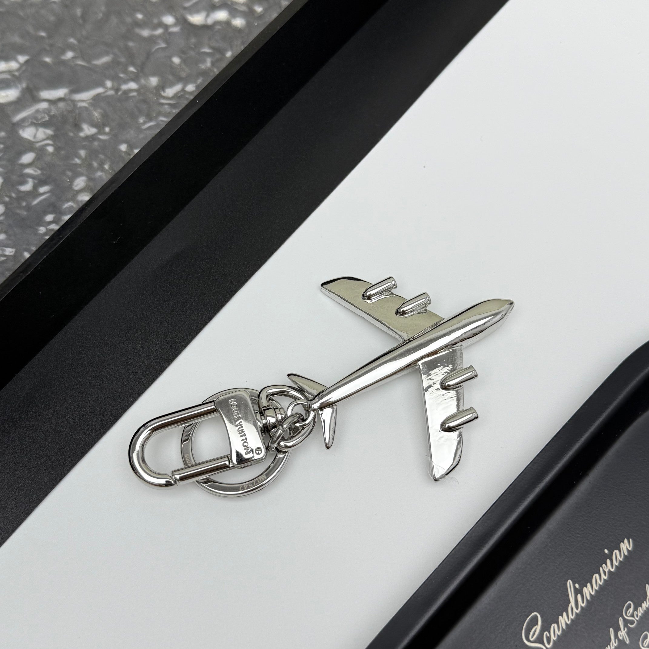 35ZE41A Popular bag 's charms accessories