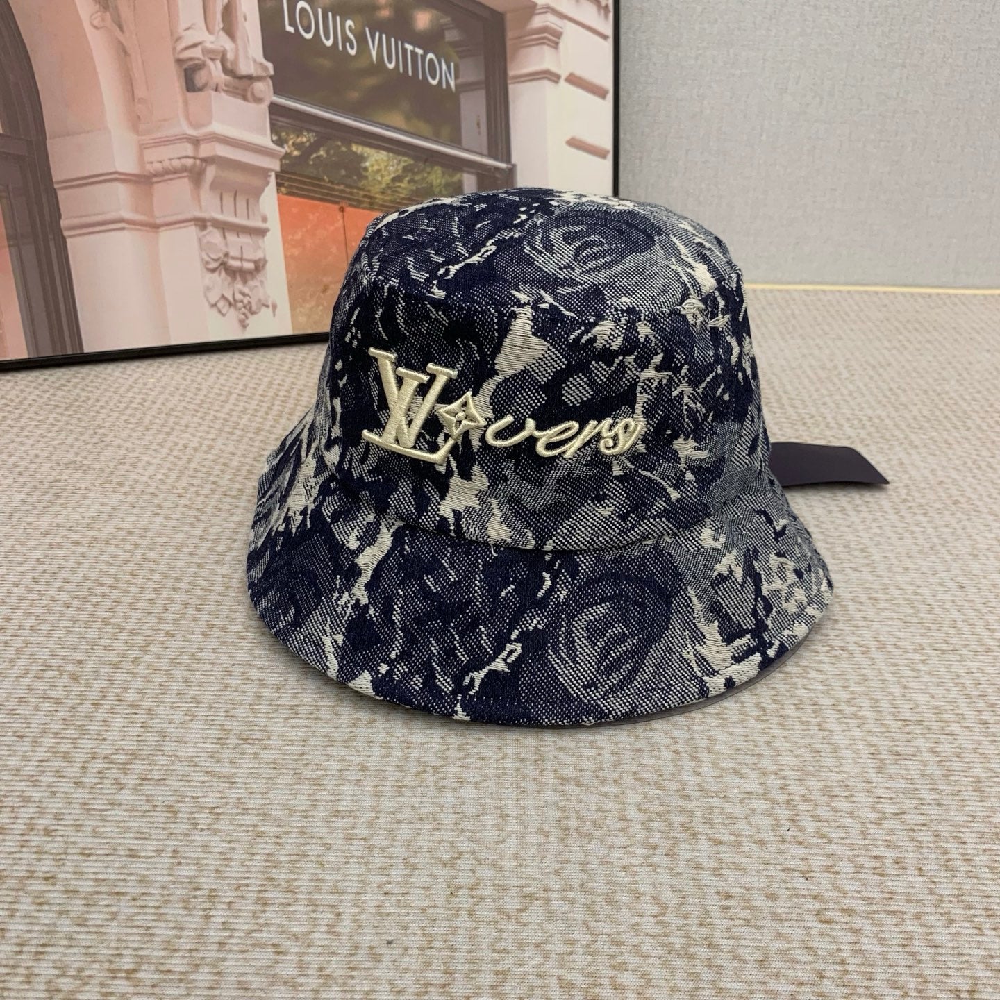 165NE6M Popular hats