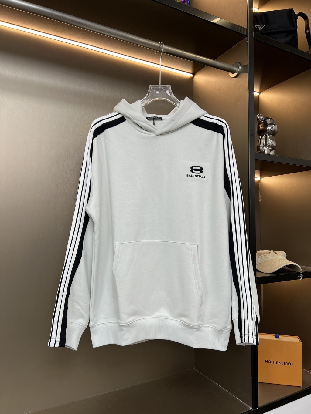 95ZJ343U Popular Sweaters