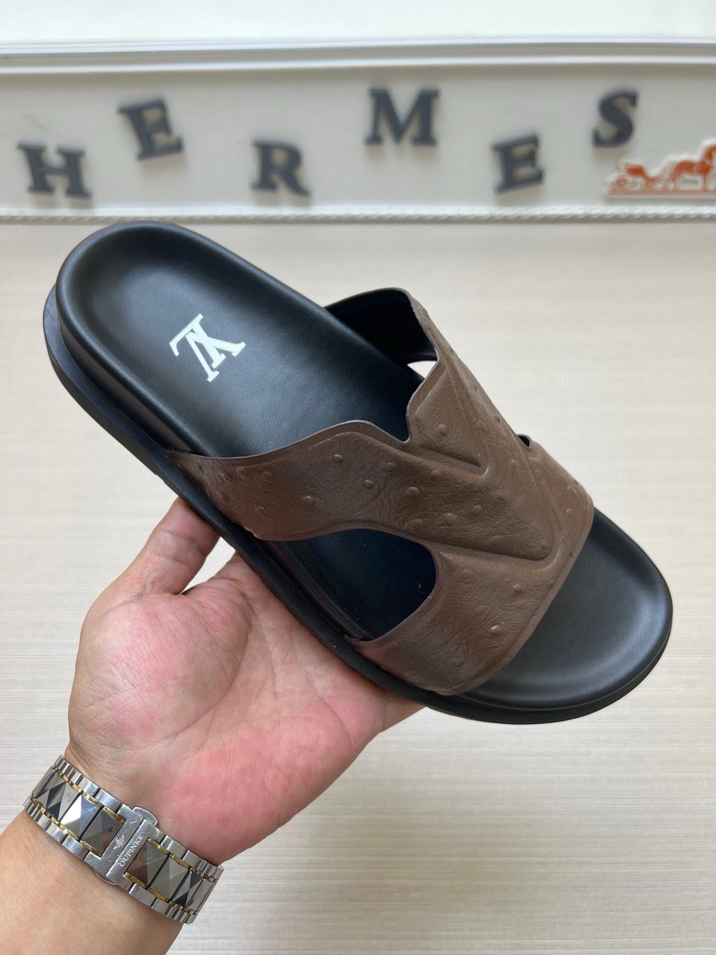 5LE227Z Popular Slippers