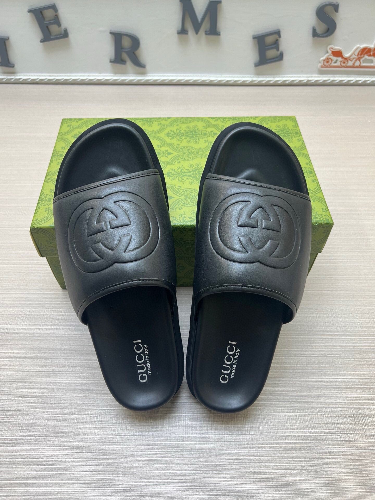 5WB241Z Popular Slippers