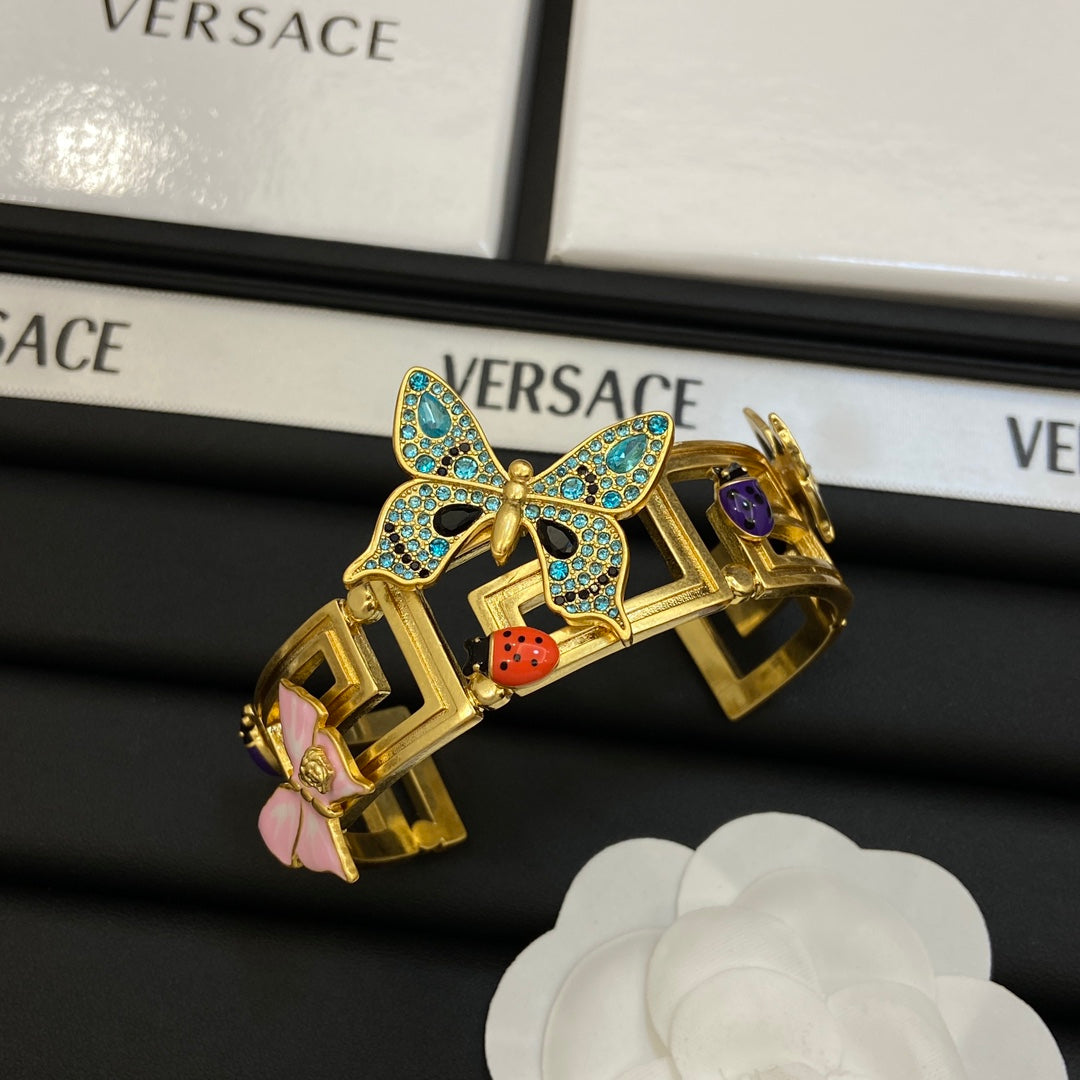 15QV65K  Popular Bracelets