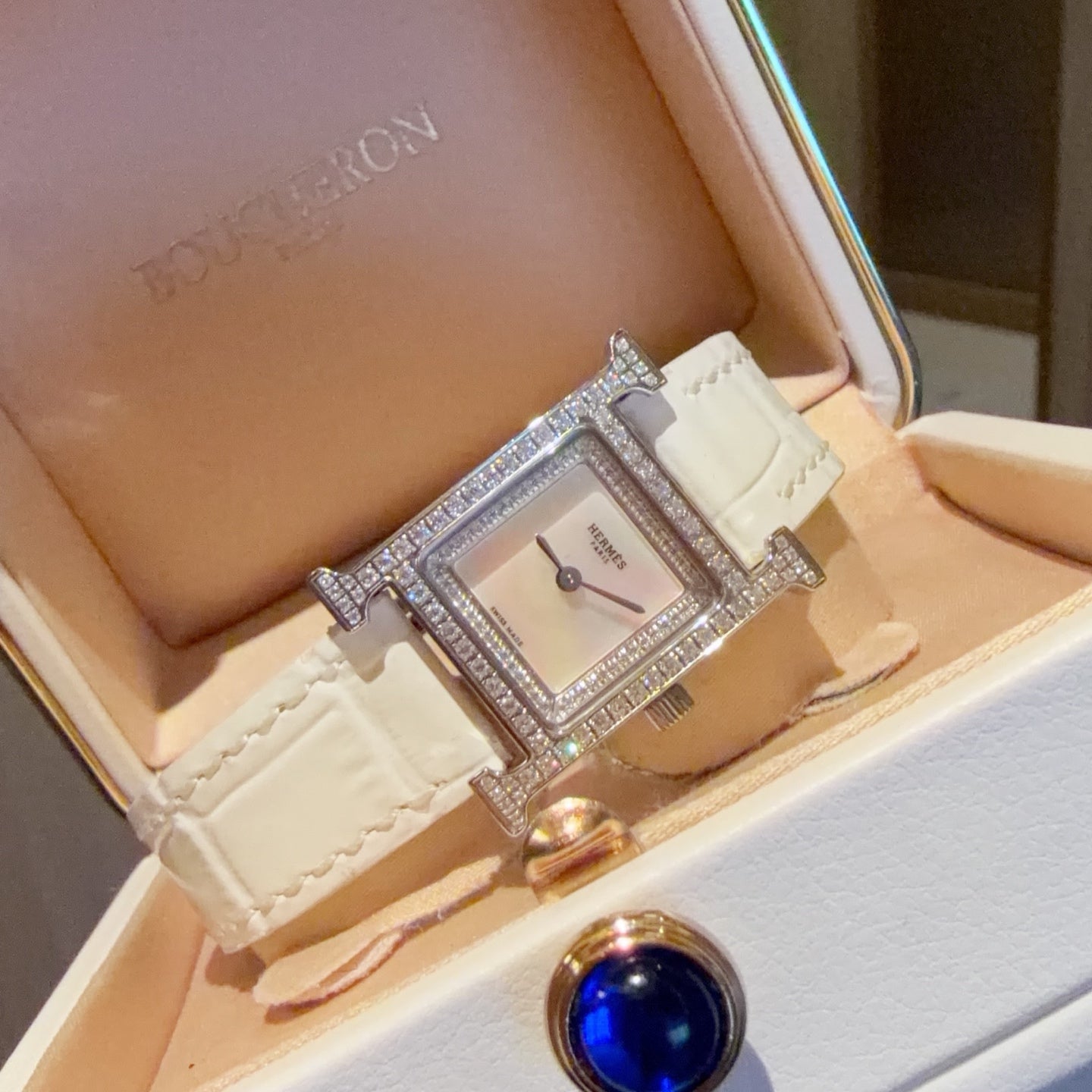 136RH69L Popular Watches