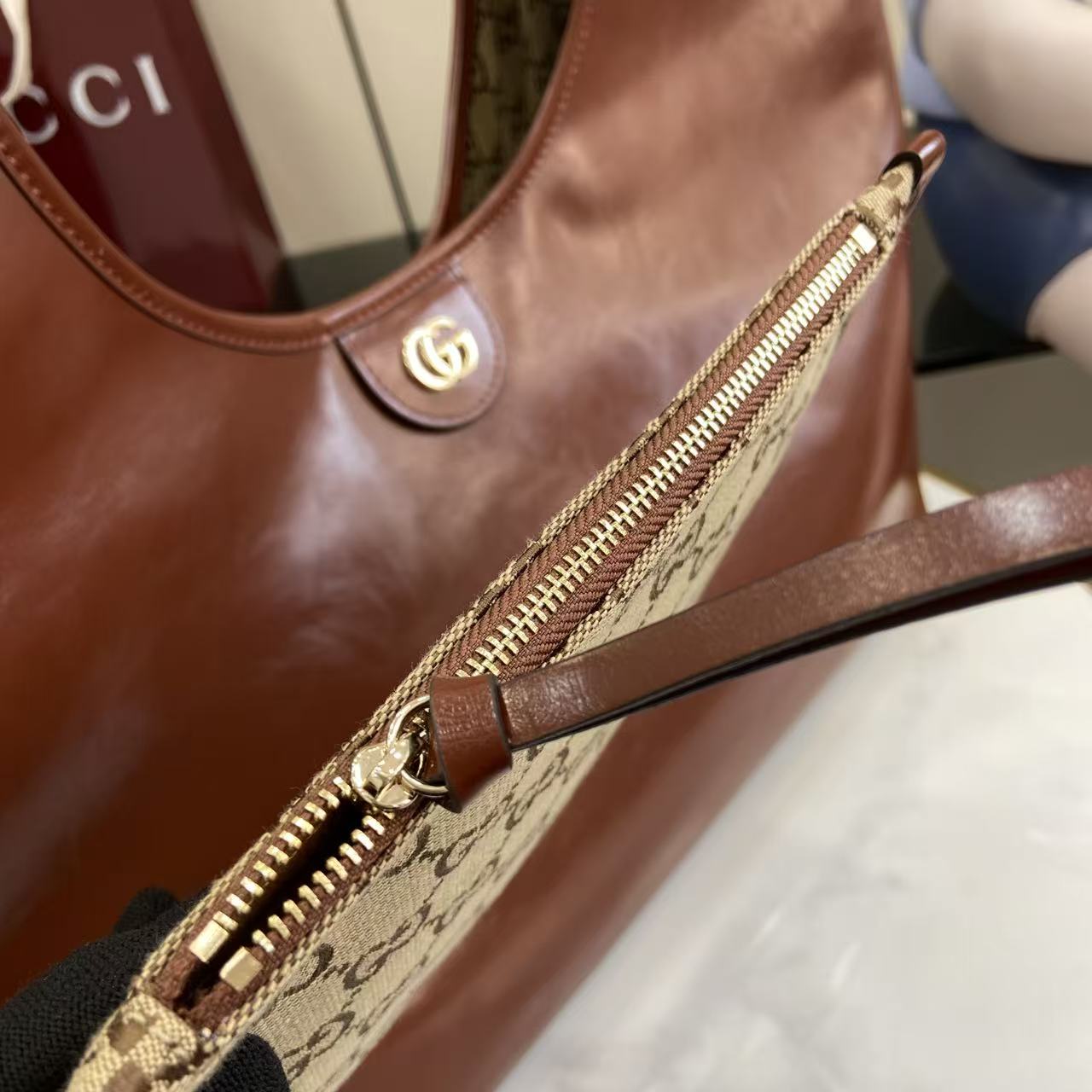 B1X66B15 Popular leather bag