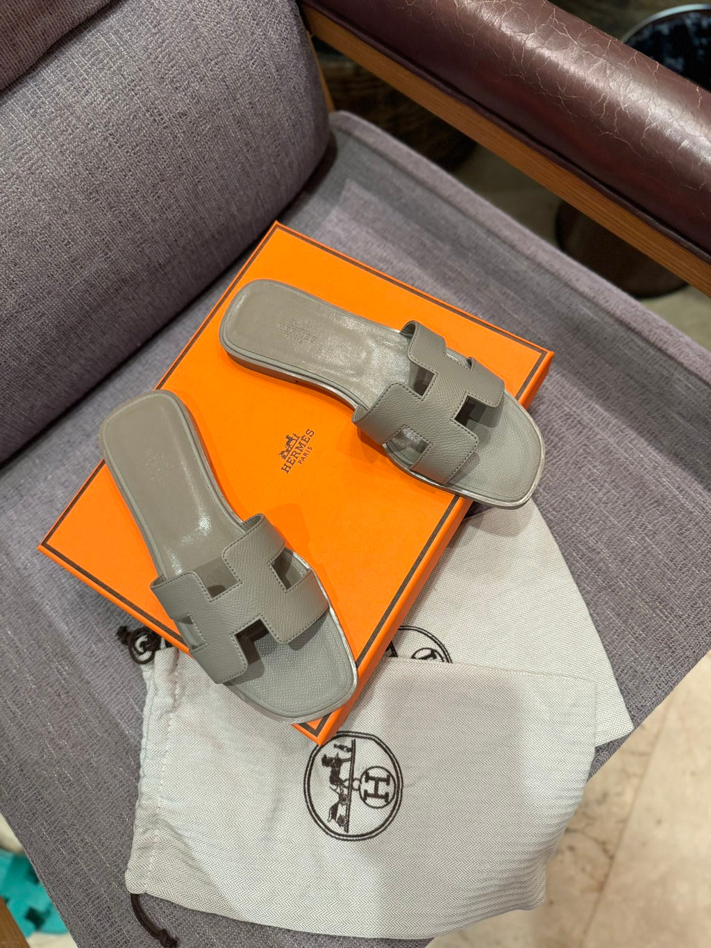 1ZH235Z Popular Slippers