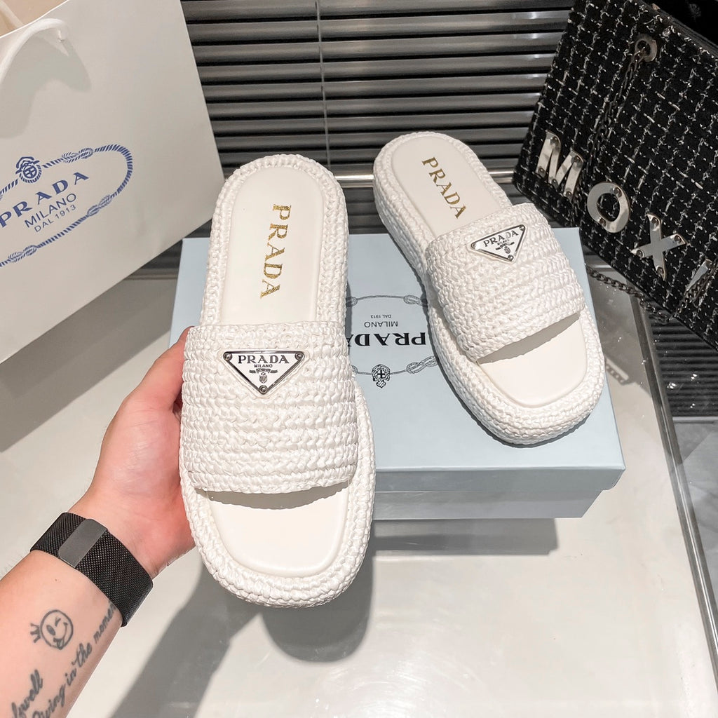 14PD21Z Popular slippers