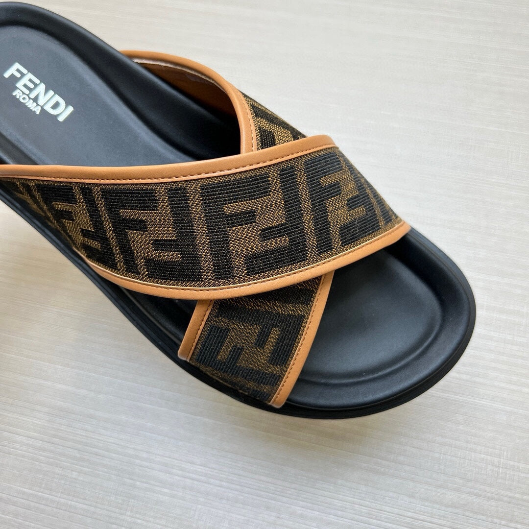 5LF224Z Popular Slippers