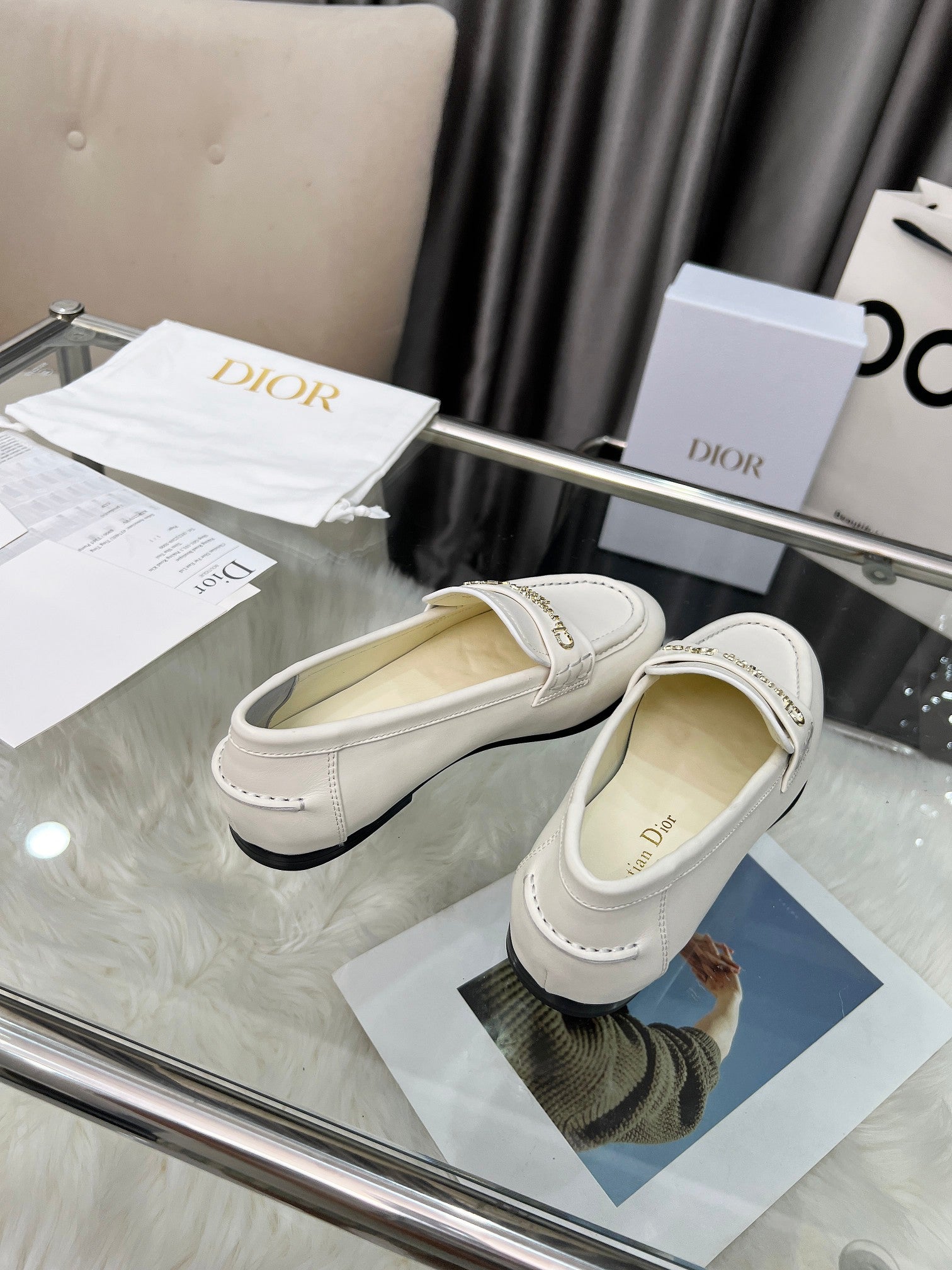 2105QD301Z Popular high-quality leather Shoes
